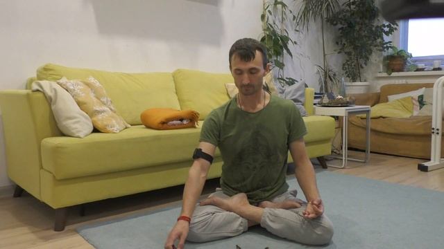 60 минут практики Сурья - намаскар и пранаяма смотреть онлайн