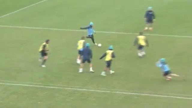 Открытая тренировка перед матчем с "Андерлехтом" смотреть онлайн