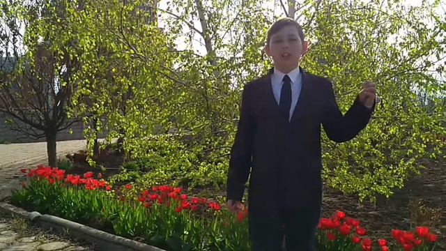 Видео поздравление ко Дню Республики, Щеглов Илья учащийся МОУ "Кузнецово-Михайловская школа" смотреть онлайн