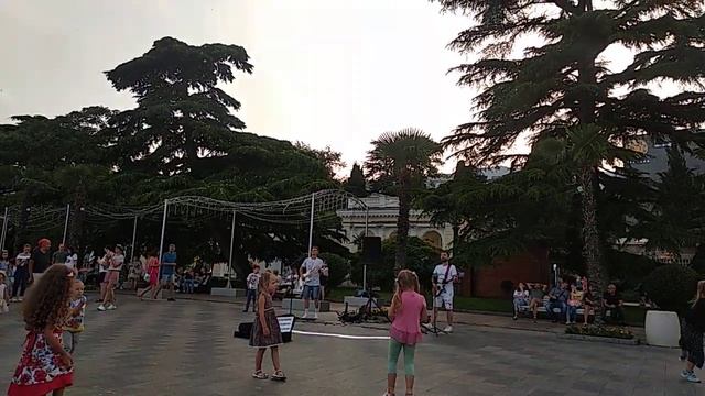 Ялта,парус...полюбившаяся песня в отпуске.Крым,Ялта,2021 смотреть онлайн