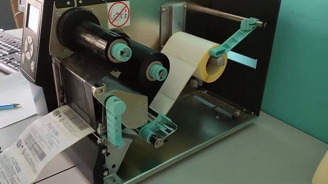 Как печатает принтер на самоклейке смотреть онлайн