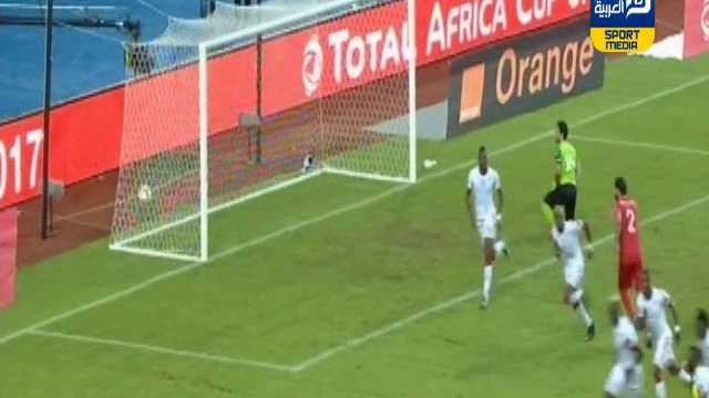 أريستيد بانسيه لاعب بوركينا فاسو يسجل هدف التقدم في شباك تونس من ركلة حرة | تعليق عصام الشوالي смотреть онлайн