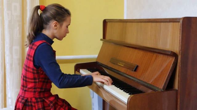 "ЦВІТЕ ТЕРЕН" у виконанні Драган Ані смотреть онлайн