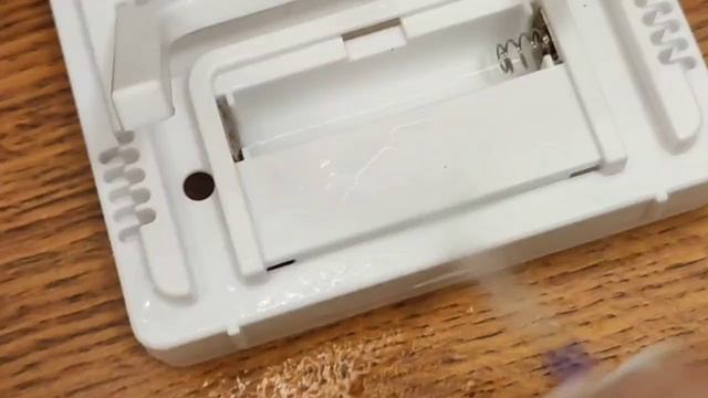 Очиститель в быту. Вытеснение воды из электроники