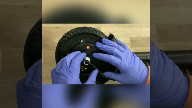 Замена мотор-колеса на электросамокате Kugoo S3 и S3 Pro смотреть онлайн
