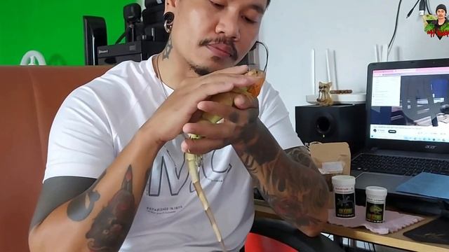 IGUANA မွေးလျှင် CALCIUM+D3 & MULTI VITAMIN ဘာကြောင့်လိုအပ်သလဲ смотреть онлайн