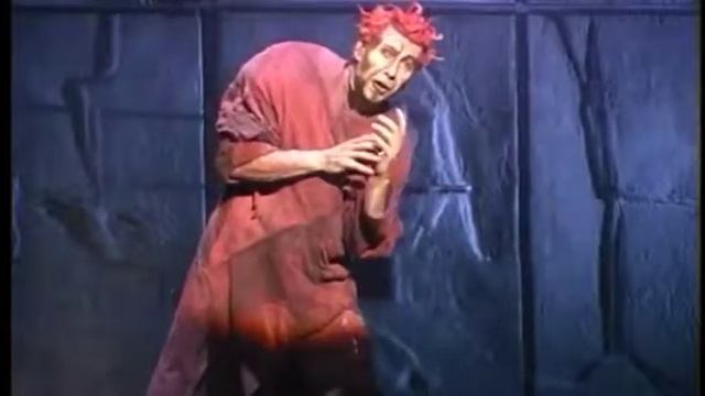 Валерий Яременко в роли Квазимодо.