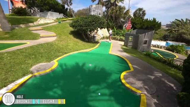 Awesome ONE OF A KIND Old School Mini Golf Course | Hole In One! смотреть онлайн