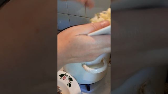 Щи из свежей капусты на обед смотреть онлайн