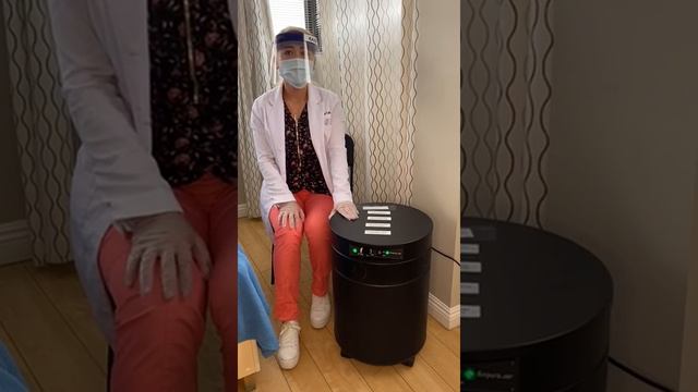 AirPura UV 600 Hepa Filter. It sucks, clean and disinfects the air with its germicidal UV light. смотреть онлайн