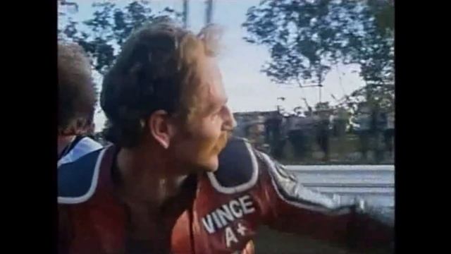 Descent on the Mountain, 1981 Bathurst Bike Races смотреть онлайн