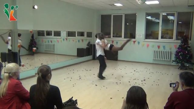 Хастл, танцевальный клуб "Маэстро" смотреть онлайн