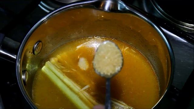 Том Ям с креветками и кокосовым молоком смотреть онлайн