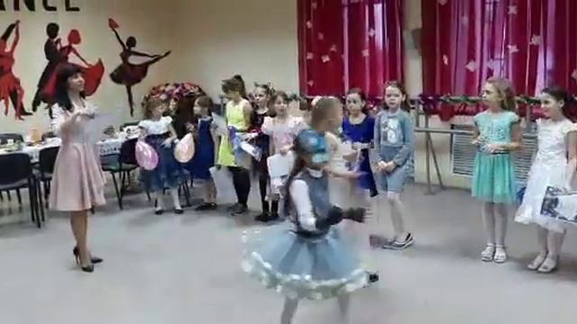 Танцы Росиночка школа `номер 12 смотреть онлайн