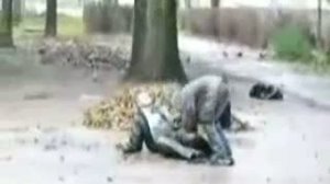 Алкаши танцуют нижний брейк