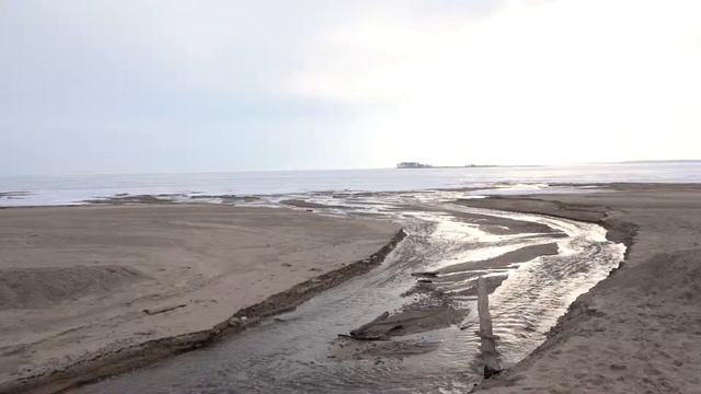 Пляж Академ смотреть онлайн