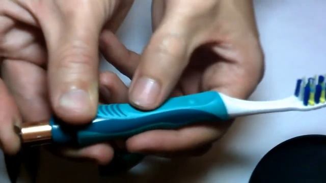 Замена батарейки в Oral-B смотреть онлайн