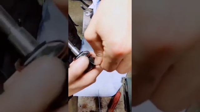 Установка и снятия пыльников с любой шаровые опоры￼ смотреть онлайн