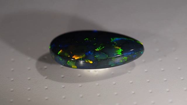 Австралийский черный опал Арлекин инвестиционной категории смотреть онлайн