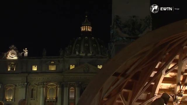 Christmas mass with pope Fransic - St. Peter's Basilica - december 24, 2022 смотреть онлайн