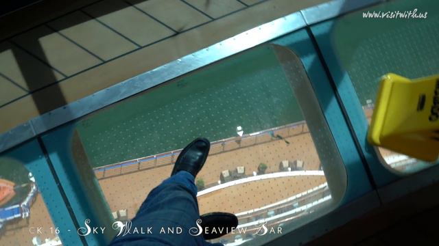 Princess Cruises - Royal Princess Ship Tour in 4K - look inside the first Princess Royal Class ship смотреть онлайн