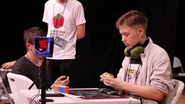 Moscow Strawberry 2023 + Final Speedcubing Competition