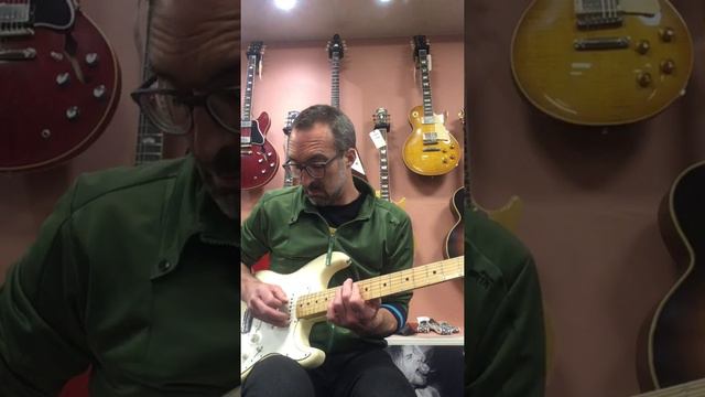 Fender Stratocaster Hard Tail 1973 Olympic White смотреть онлайн