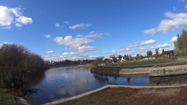 Прогулка перед поездкой домой. Жесть Город занесло. А в деревне солнце.