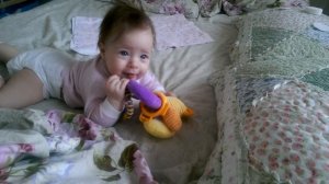 Как одеть ребенка на улицу весной до года на прогулку. Середина марта - температура -2 +8