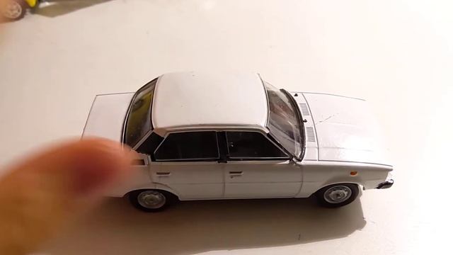 Toyota Corolla E70 - 1/43 - Norev смотреть онлайн