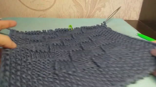 ШАРФ ДЛЯ МУЖА спицами,двусторонний узор быстро, красиво, легко Men's Scarf knitting смотреть онлайн