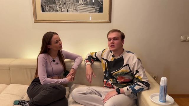 Задаю САМЫЕ неловкие вопросы парню смотреть онлайн