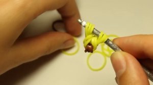 БАНАН ИЗ РЕЗИНОК  без станка | Как сплести фрукты из резинок