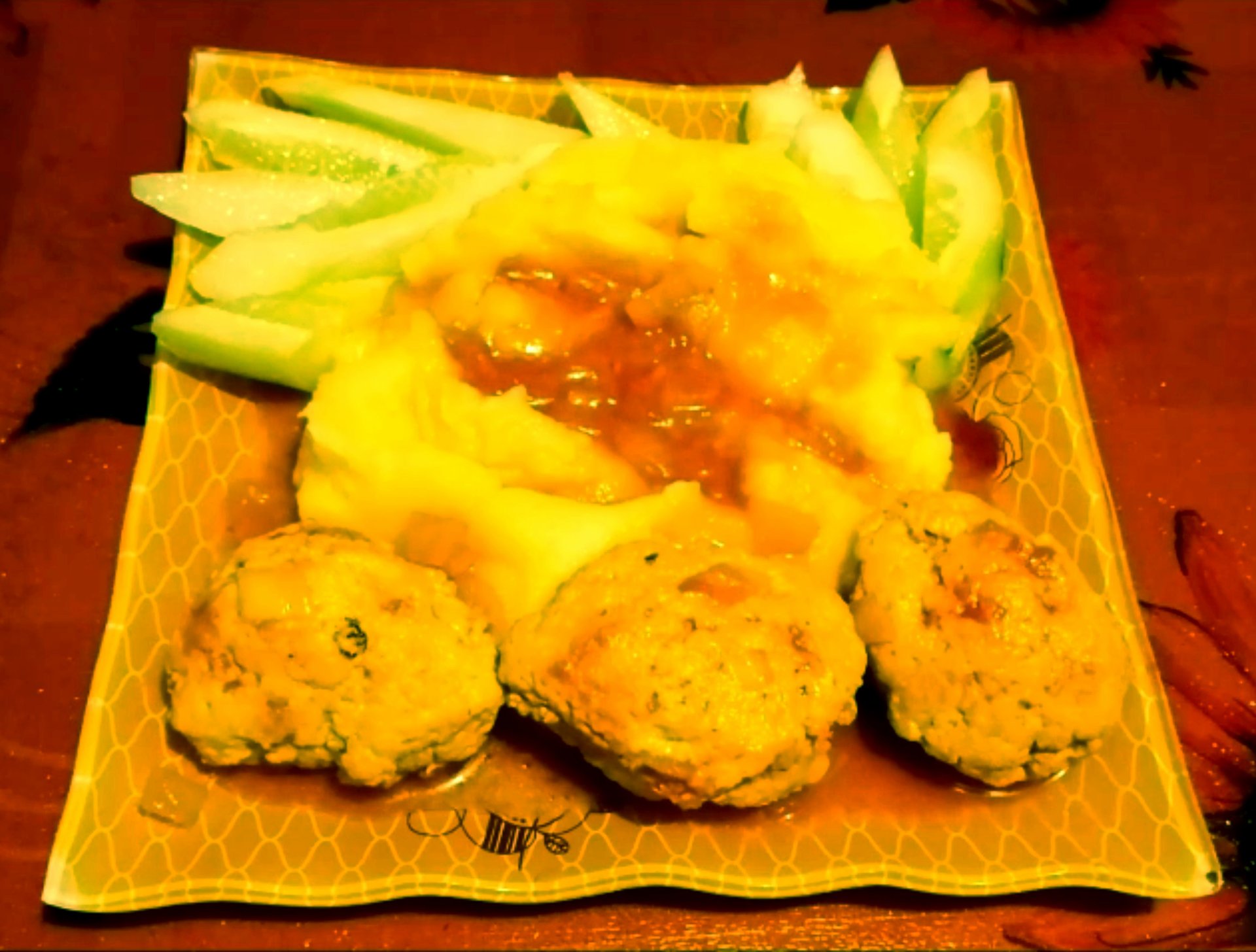 Тушёные котлеты в томатном соусе.mp4 смотреть онлайн