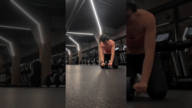 КАК НАКАЧАТЬ ПРЕСС #ПРЕСС #роликдляпресса #какнакачатьпресс #shorts смотреть онлайн