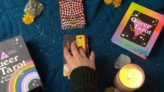 ? ✨ Queer Tarot Deck Pull Through | Yoga with Carolynne смотреть онлайн