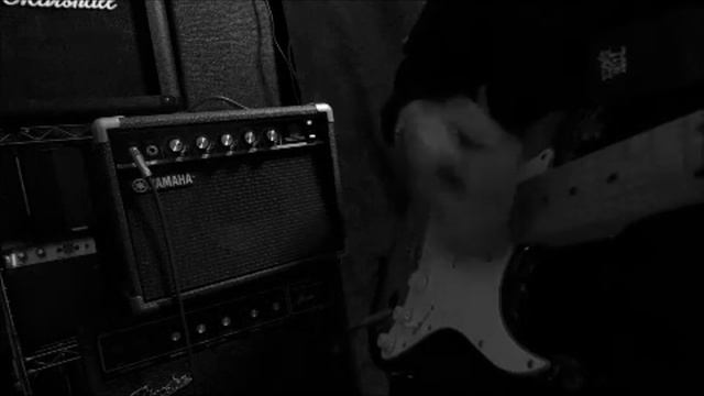 YAMAHA JX15 Amp demo (MONKEY DANCIN') смотреть онлайн