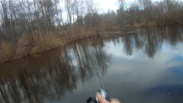 Ловля щуки на спиннинг на малой реке. смотреть онлайн