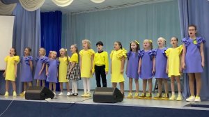 "Чтоб выучиться пению. До-ре-ми-фа-соль", муз. А. Островского, сл. З. Петровой. Ансамбль "Мультики".