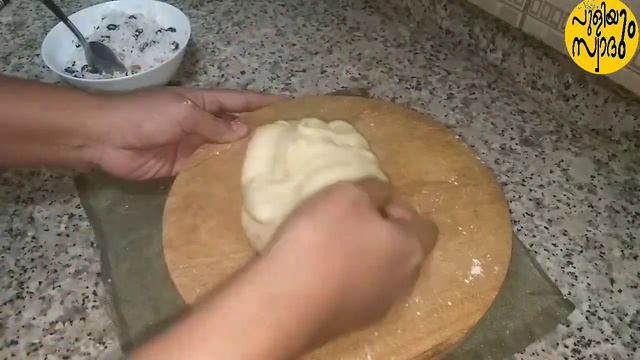 ദിൽഖുഷ് /Coconut bun ബേക്കറിയിൽ കിട്ടുന്ന അതെ രുചിയിൽ|ഓവൻ ഇല്ലാതെ |#PuliyumSwadum| смотреть онлайн