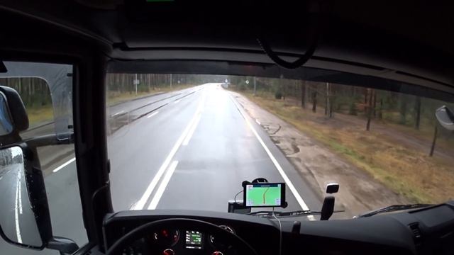 Загрузка рыбой в Клайпеде / Четыре таможенных перехода за рабочую смену.