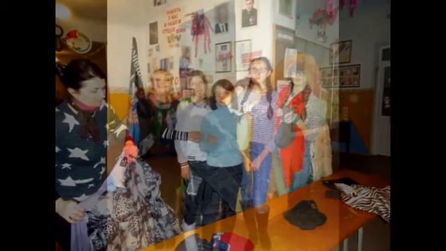 В СЮТ г. Шахтерска заглянуло «Волшебное Рождество» смотреть онлайн