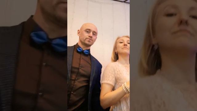 Люди встречаются на моём канале и подписываются, а потом расписываются 🥰 смотреть онлайн