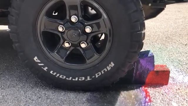 OASIS® Home & Hobby - ASMR Floral Foam: 3 Brick Stack Car Crush !!! смотреть онлайн