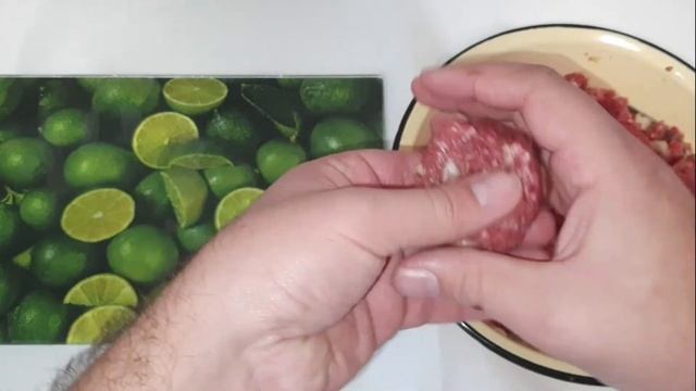 МЕГА мясные и вкусные КОТЛЕТЫ в панировочных сухарях. КОТЛЕТЫ в панировке) смотреть онлайн