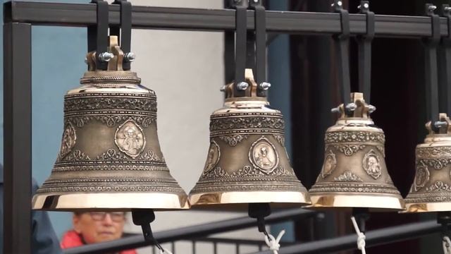 Освящение колоколов Петропавловского храма поселка Кукмор 14.09.2016 смотреть онлайн