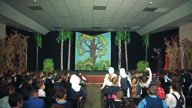 Спектакль народного башкирского театра "Иремель" "Храбрый петух" смотреть онлайн