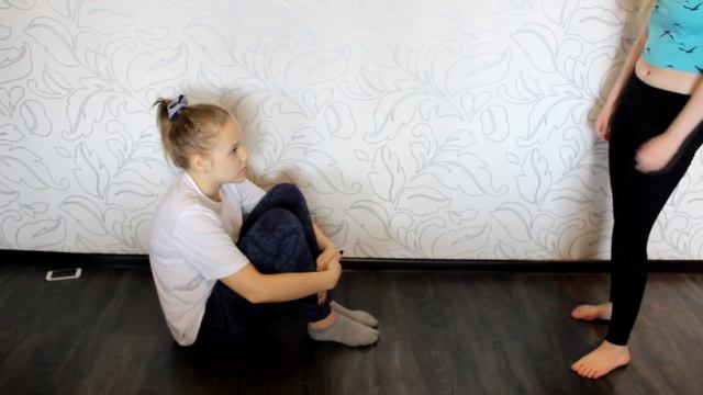 ЙОГА ЧЕЛЛЕНДЖ||YOGA CHALLENGE|| ЛЕНА СЛОМАЛА ШЕЮ смотреть онлайн