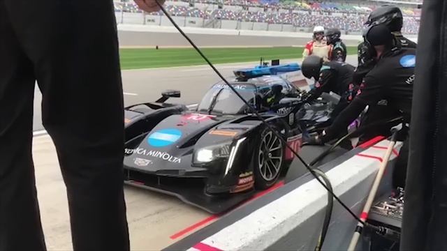 ROLEX 24 AT DAYTONA 2018. Best pit stops. Pit stop From The Eyes Of A Mechanic смотреть онлайн