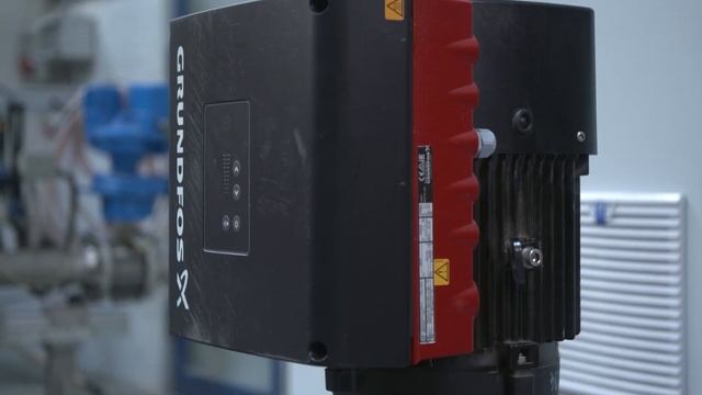 Grundfos CR with MGE смотреть онлайн